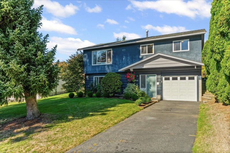 34915 Champlain Crescent