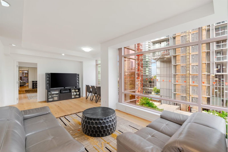 1B - 1500 Alberni Street