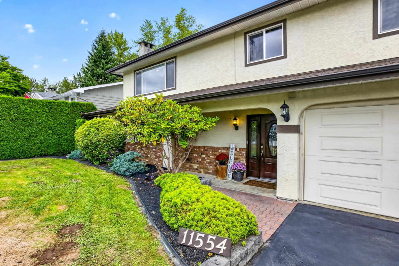 11554 Wildwood Crescent