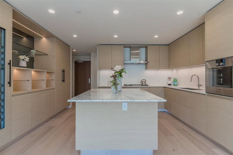 308 - 3639 16th Avenue W