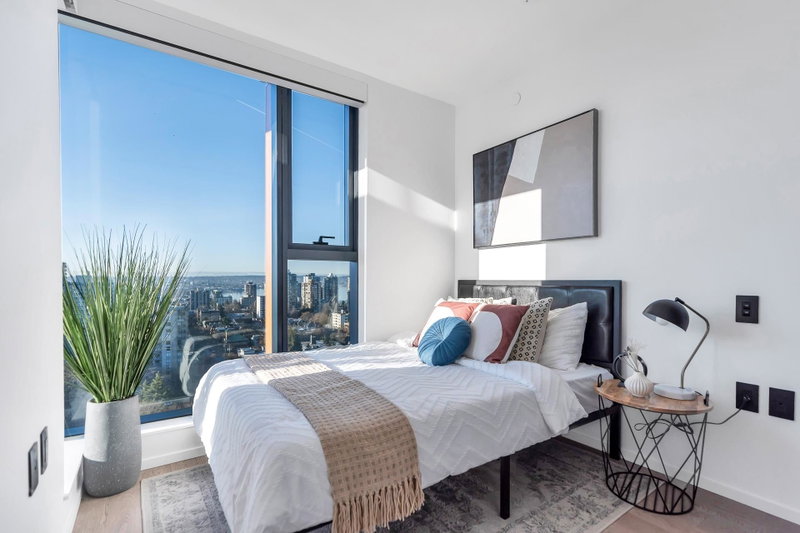 2304 - 1408 Robson Street