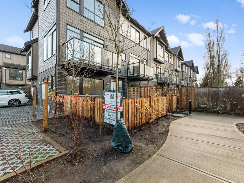 18 - 4337 Boundary Road