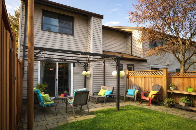 55 - 9955 140 Street