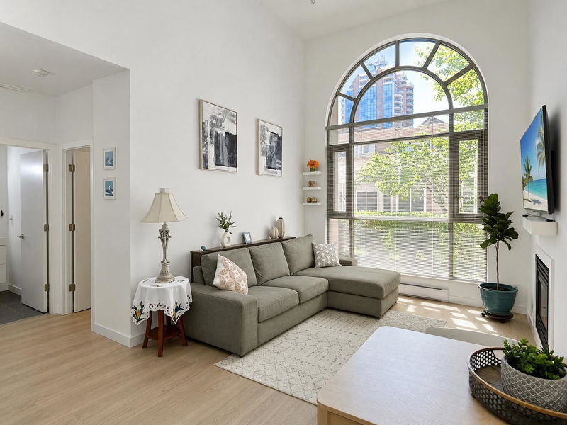 101 - 3070 Guildford Way