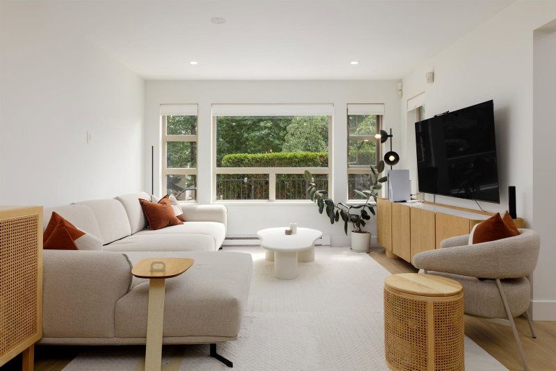 3106 - 5119 Garden City Road