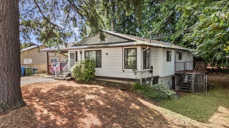 2277 Mouldstade Road