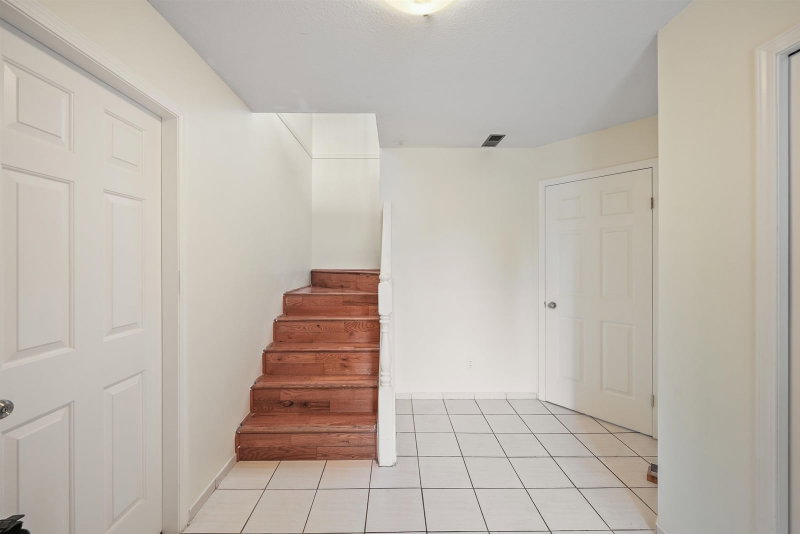 2749 Dehavilland Place