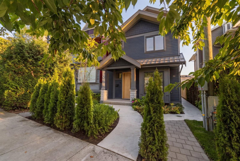 20 14th Avenue W