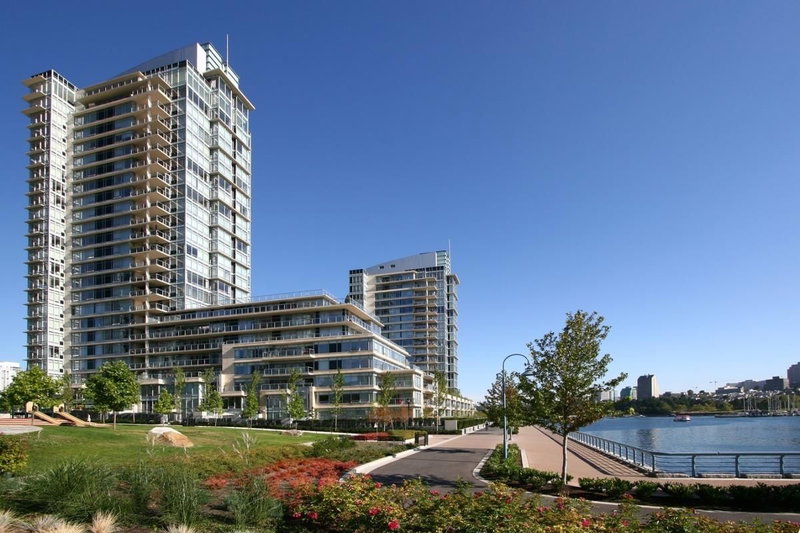 1505 - 428 Beach Crescent