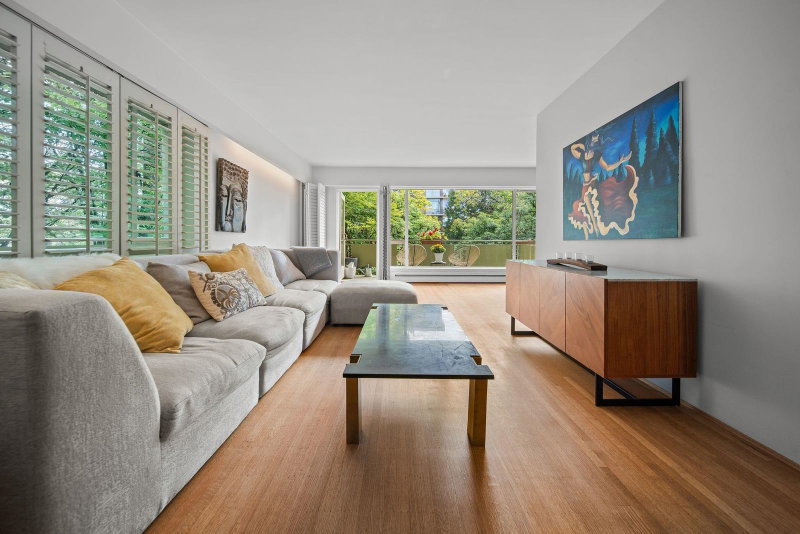 204 - 5475 Vine Street