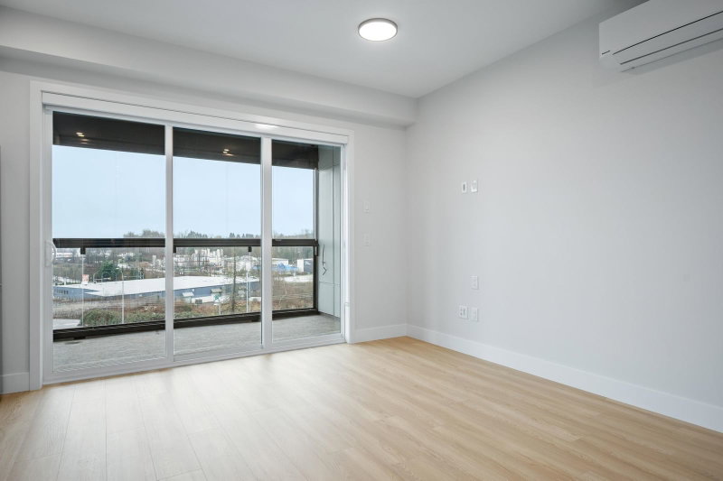 208 - 34385 Gladys Avenue