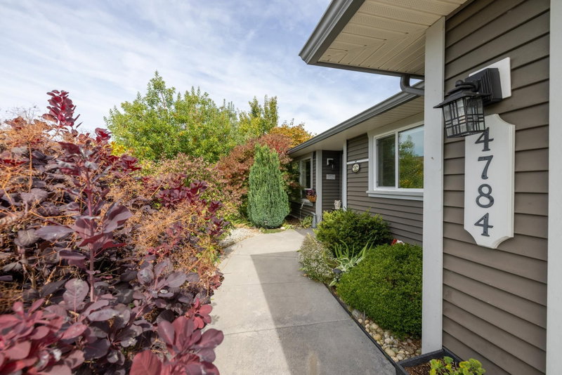 4784 Tamarack Place
