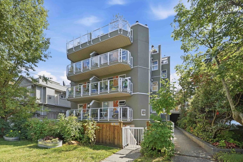 2B - 1048 7th Avenue E