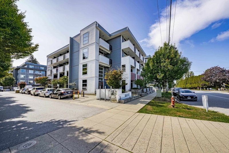 410 - 13678 Grosvenor Road