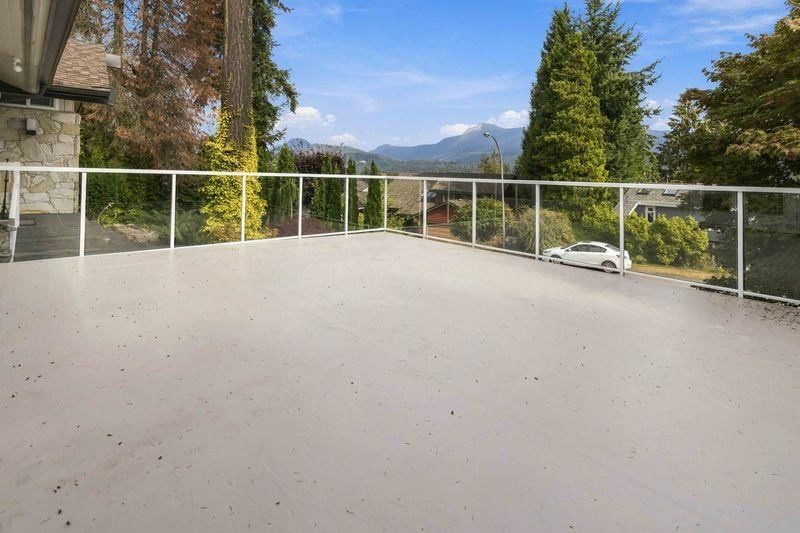 734 Carleton Drive