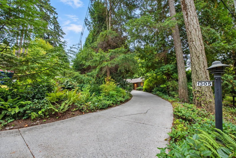1305 Gower Point Road