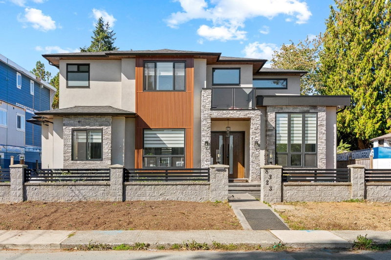 8323 14th Avenue Burnaby