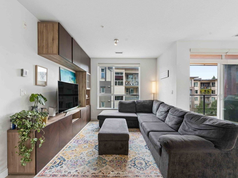 405 - 3581 Ross Drive