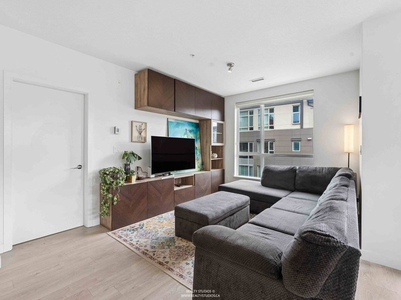 405 - 3581 Ross Drive