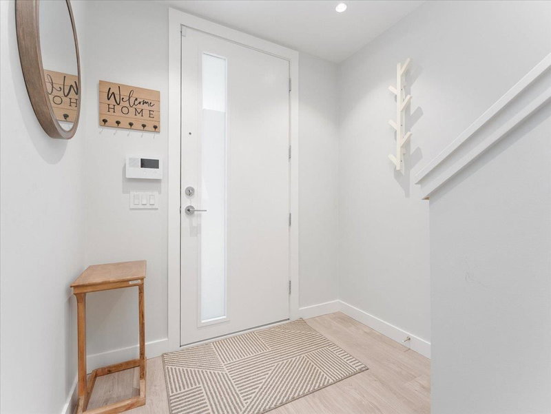 Townhouse - 2728 Acadia Road