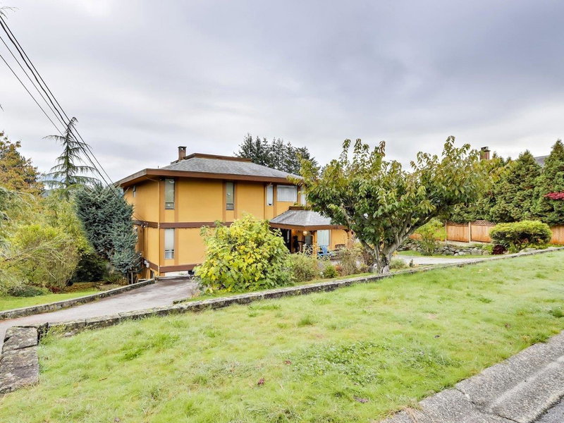 534 Beachview Drive
