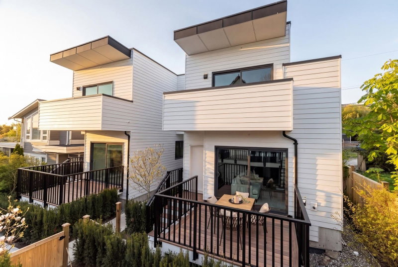 1 - 328 14th Street W