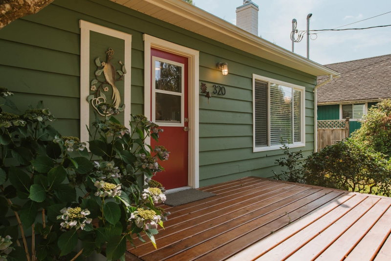 320 Cochrane Road