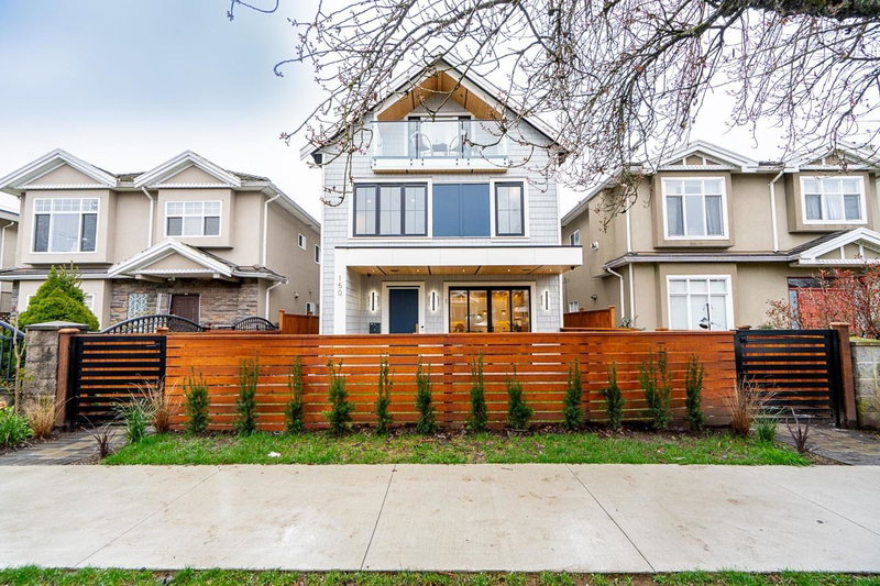 1 - 150 51st Avenue E
