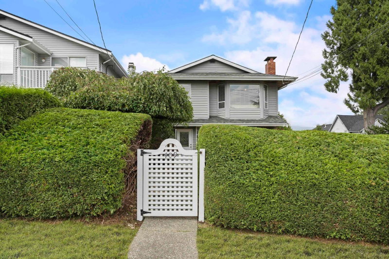 409 Sherbrooke Street