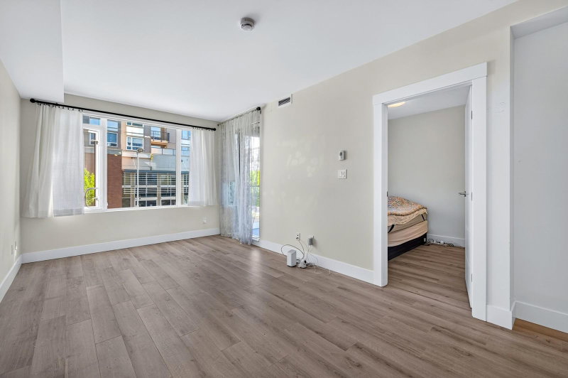 208 - 10780 No. 5 Road