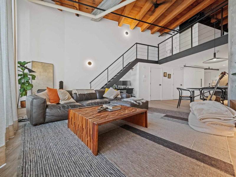 47 Cordova Street E