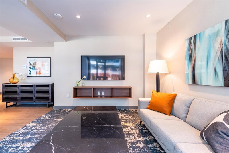607 - 3280 Corvette Way