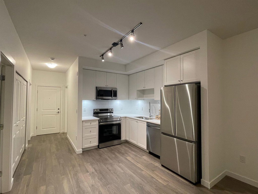509 - 8509 158 Street 4