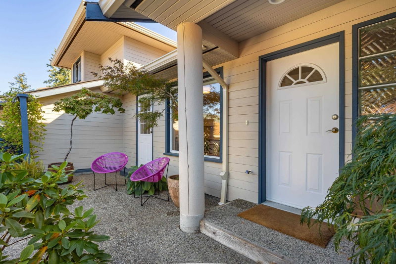 8 - 5768 Marine Way