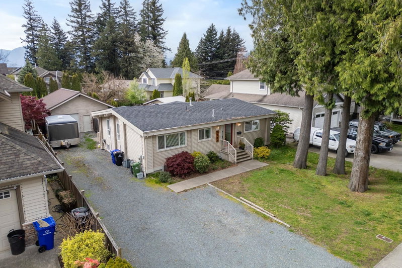5565 Peach Road