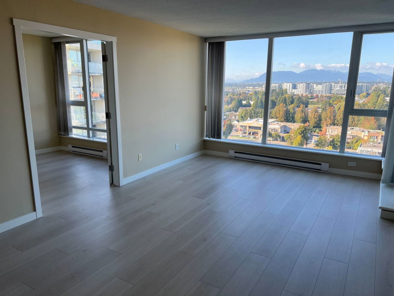 1702 - 5068 Kwantlen Street