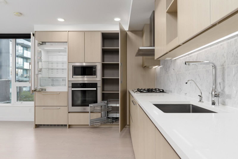612 - 455 Marine Drive SW