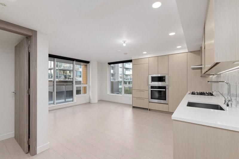 612 - 455 Marine Drive SW