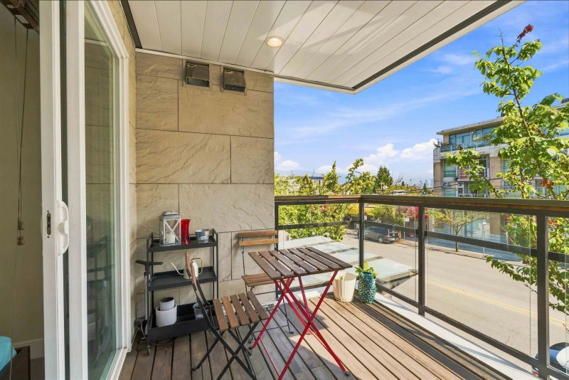 202 - 3611 18th Avenue W