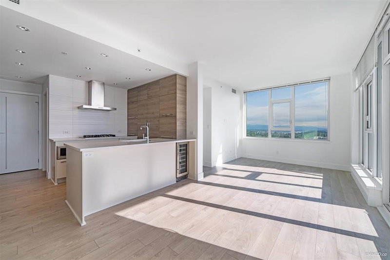 2408 - 7388 Kingsway