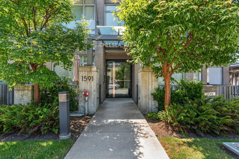 202 - 1591 Bowser Avenue