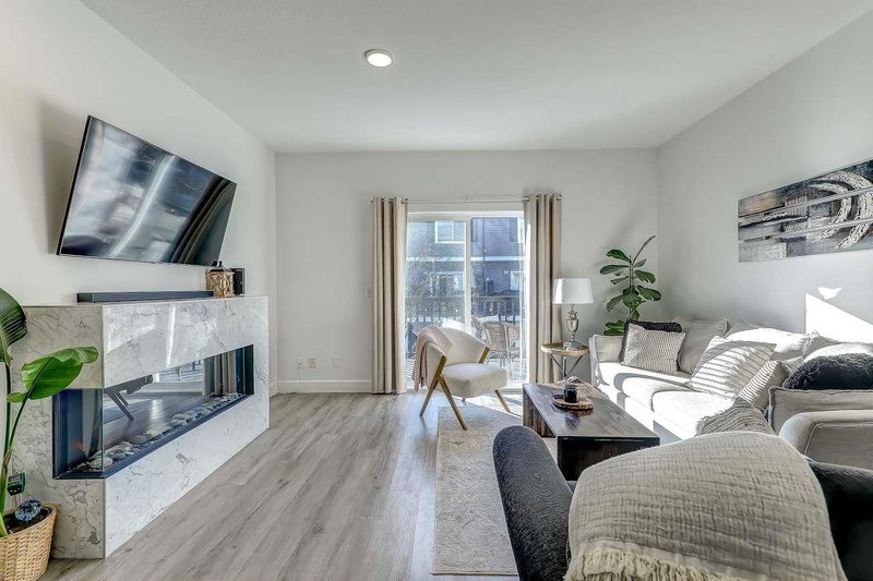53 - 19572 Fraser Way