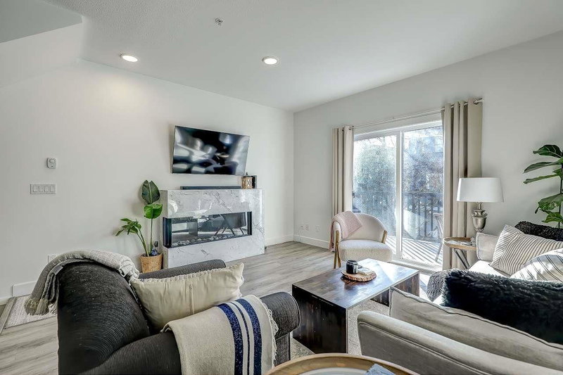 53 - 19572 Fraser Way