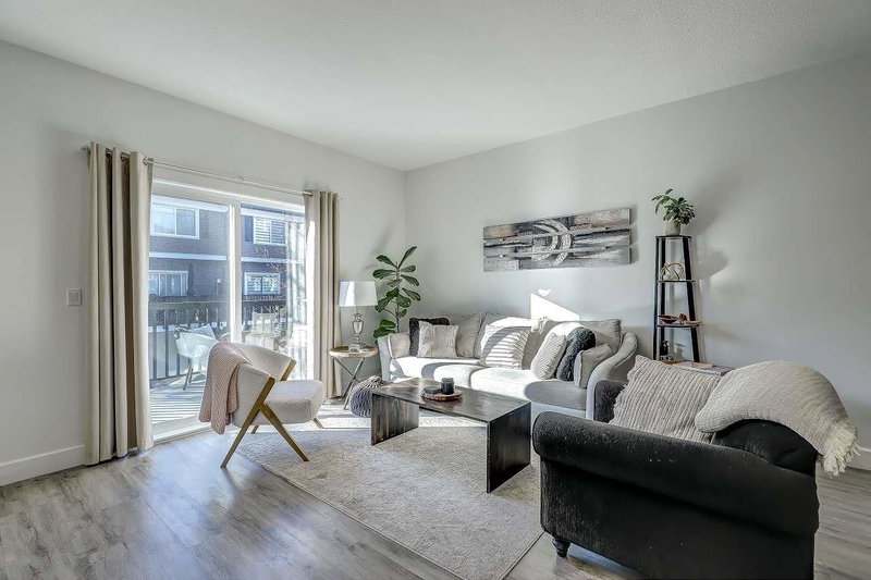 53 - 19572 Fraser Way