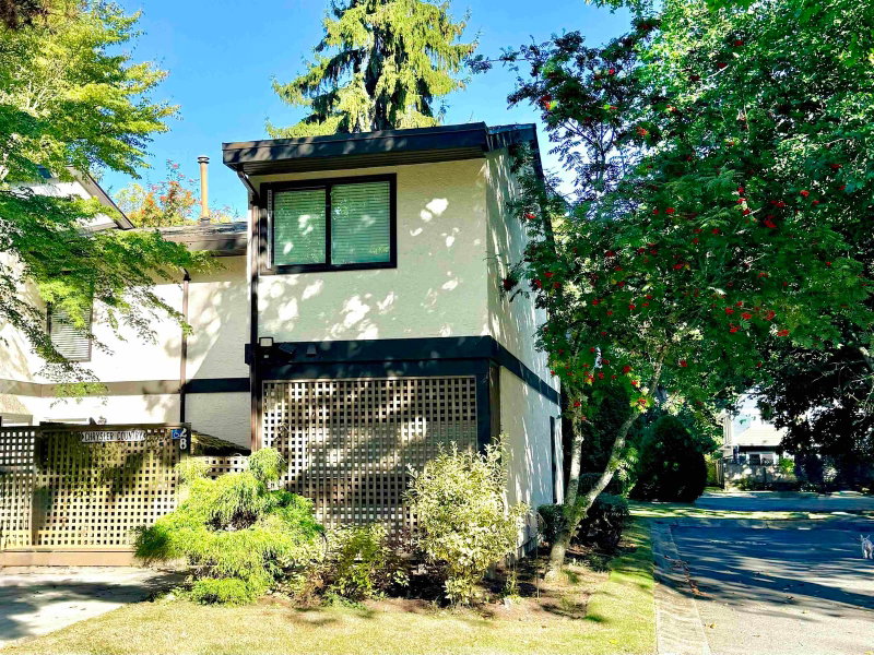 28 - 11491 7th Avenue