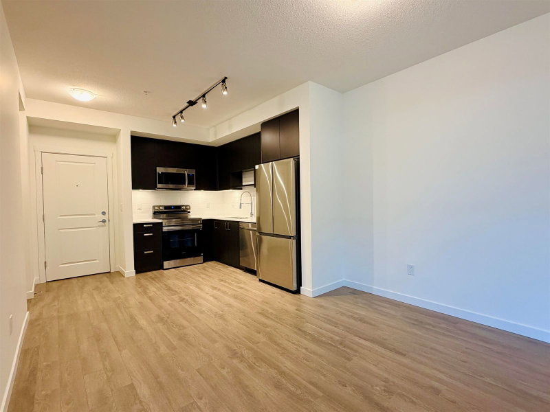 418 - 15733 85th Avenue