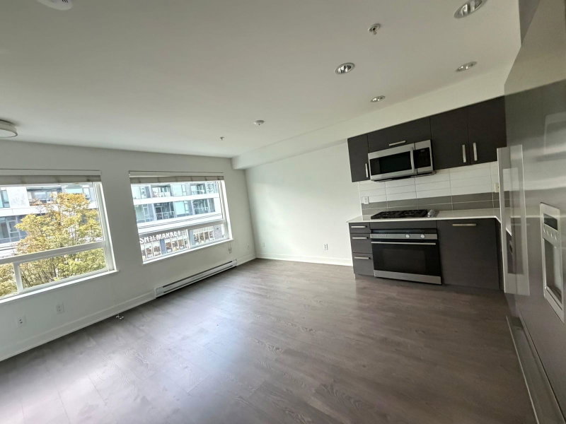2** - 2858 W 4th Avenue