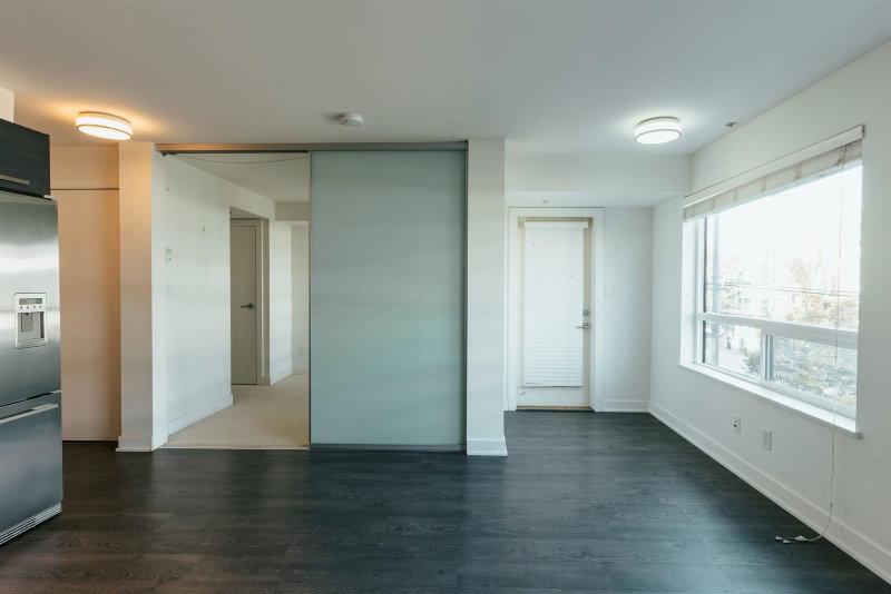 2** - 2858 W 4th Avenue