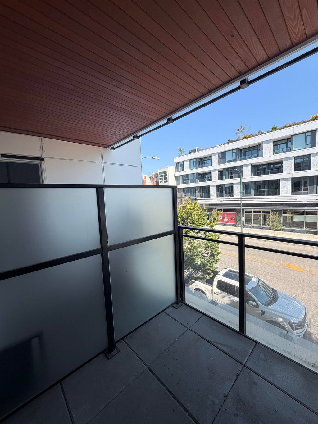 2** - 2858 W 4th Avenue 5