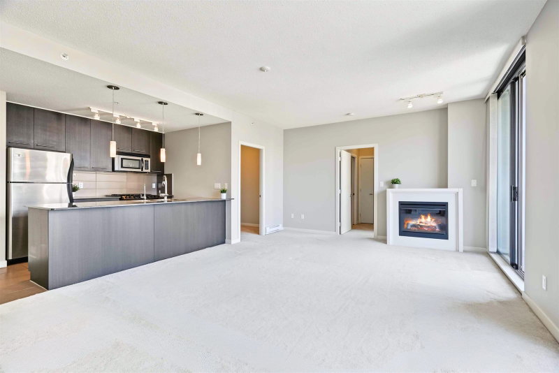 1401 - 2979 Glen Drive